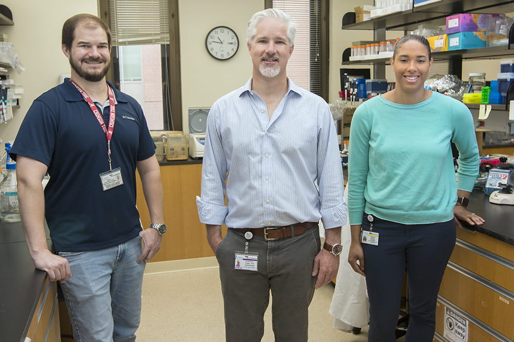 group photo in the lab